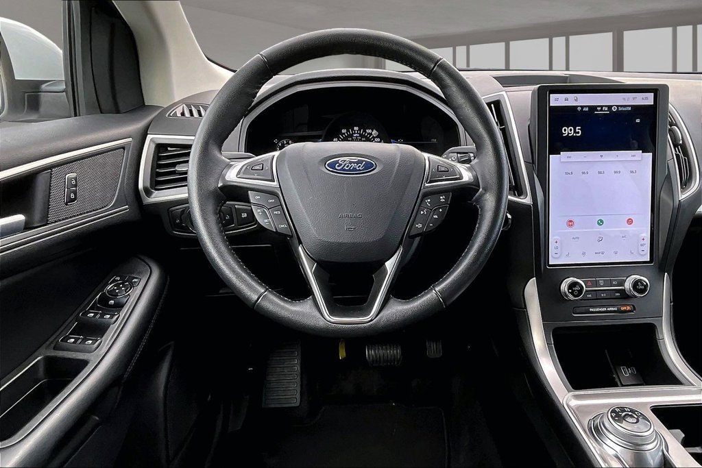 Used 2024 Ford Edge SEL AWD/4WD image 5