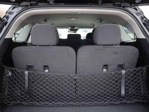 Used 2022 Kia Sorento LX image 32