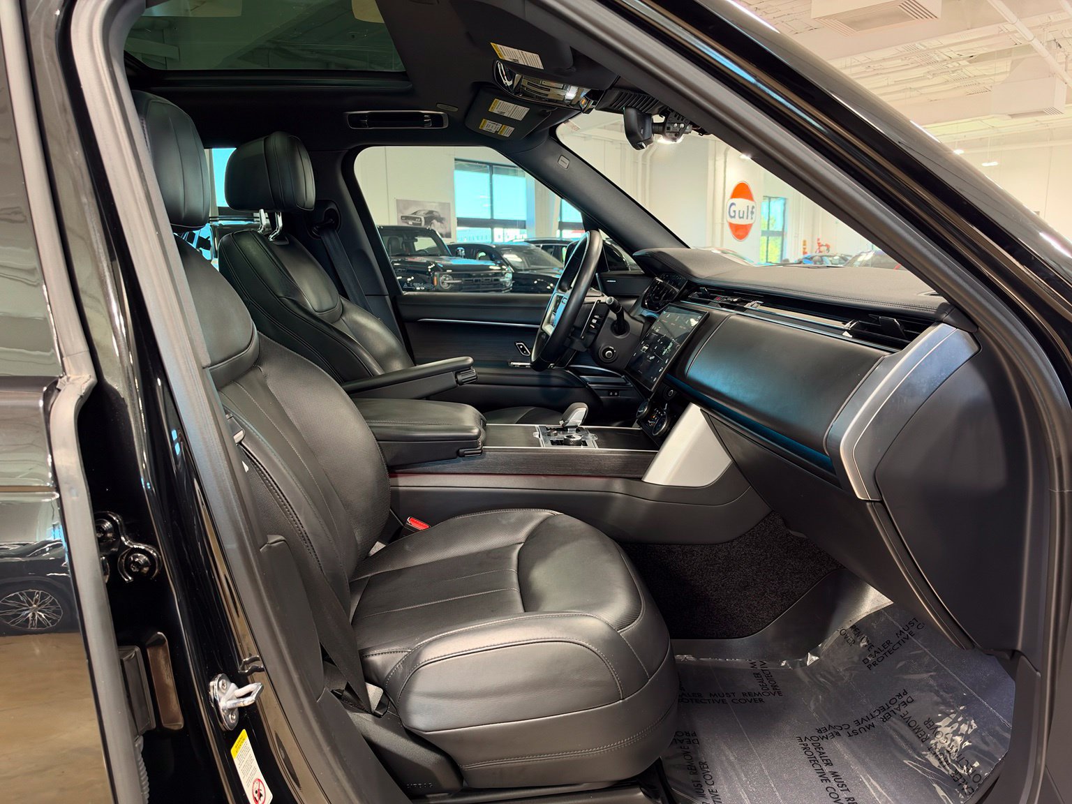 Used 2023 Land Rover Range Rover SE AWD/4WD image 41