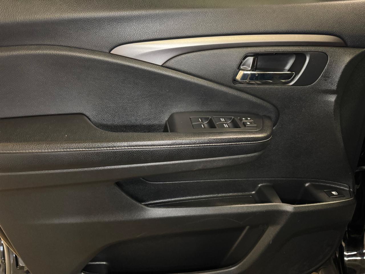 Used 2019 Honda Ridgeline Sport image 22