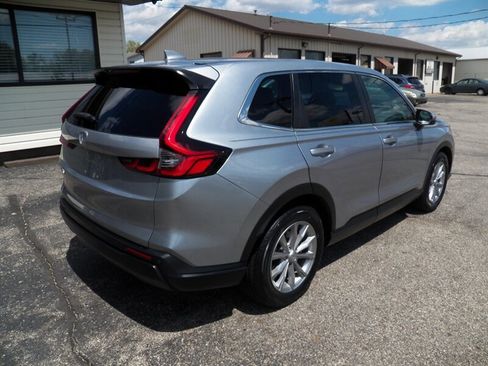 Used 2023 Honda CR-V EX-L image 3