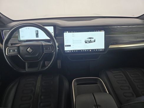 Used 2023 Rivian R1T Launch Edition image 25