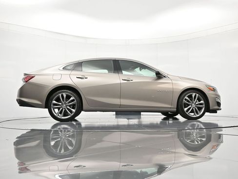 Used 2024 Chevrolet Malibu LT FWD image 38