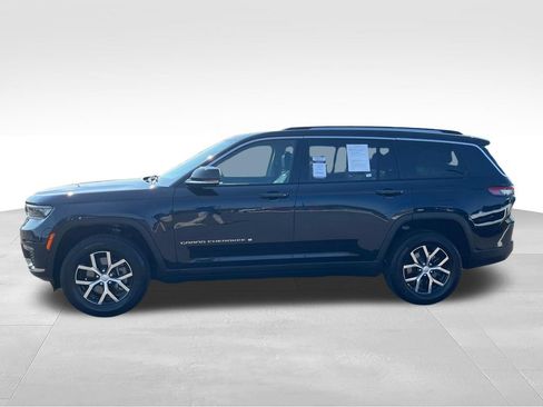 Used 2023 Jeep Grand Cherokee L Limited w/ Trailer Tow Group (B) AWD/4WD image 2