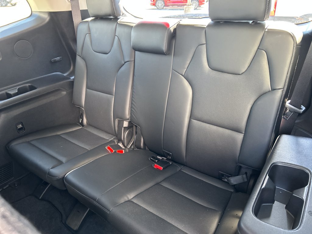 Used 2025 Kia Telluride LX FWD image 22