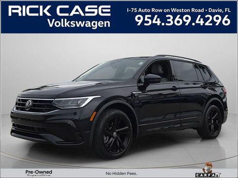 Used 2023 Volkswagen Tiguan SE R-Line FWD image 1