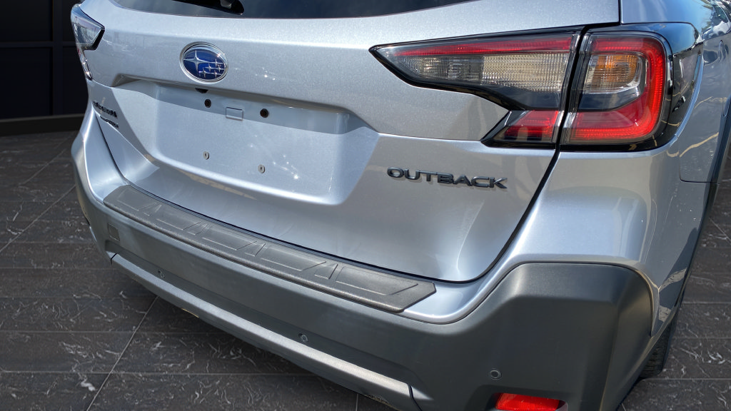Used 2024 Subaru Outback Onyx Edition AWD/4WD image 35