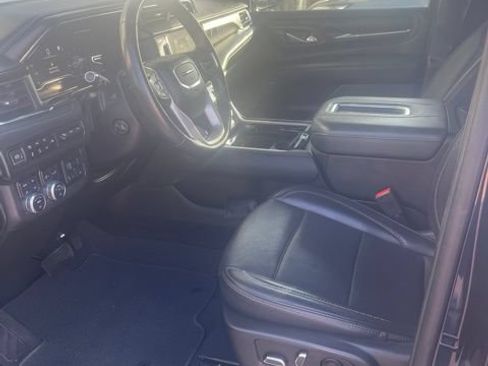 Used 2023 GMC Yukon Denali w/ Denali Reserve Package AWD/4WD image 10