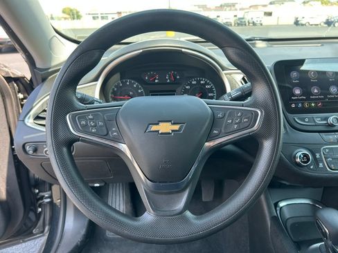 Used 2024 Chevrolet Malibu LT FWD image 20