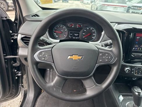 Used 2020 Chevrolet Traverse LS image 19