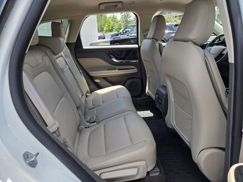 Used 2022 Lincoln Corsair FWD image 16