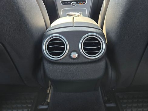 Used 2021 Mercedes-Benz C 300 4MATIC Sedan image 41