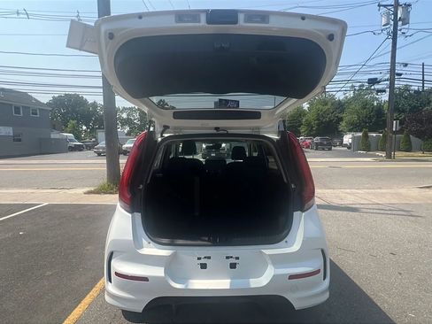 Used 2021 Kia Soul GT-Line FWD image 9