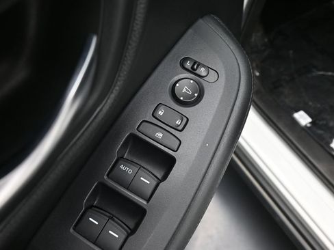Certified 2024 Honda HR-V LX image 19