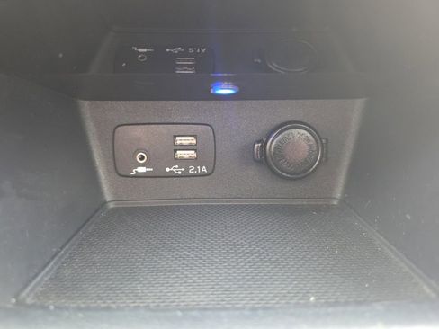 Used 2023 Subaru Forester Touring image 30