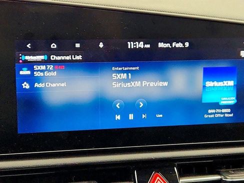 Used 2023 Kia Niro EX image 17