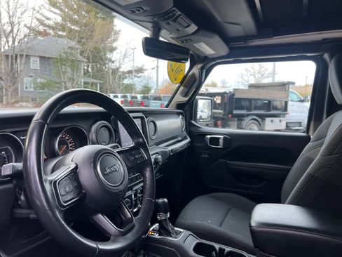 Used 2022 Jeep Wrangler Unlimited Willys image 14