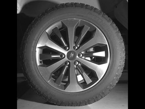 Used 2019 Ford F150 XL w/ Equipment Group 101A Mid AWD/4WD image 14
