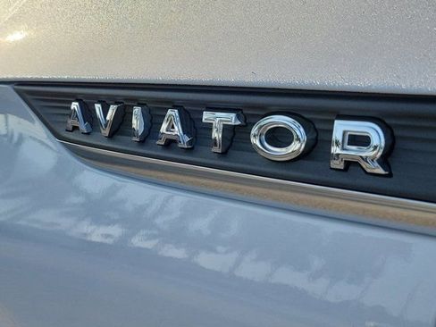 Certified 2021 Lincoln Aviator Reserve w/ Equipment Group 202A AWD/4WD image 9