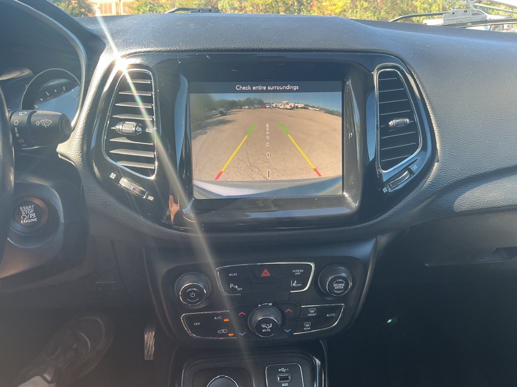 Used 2021 Jeep Compass Limited AWD/4WD image 27