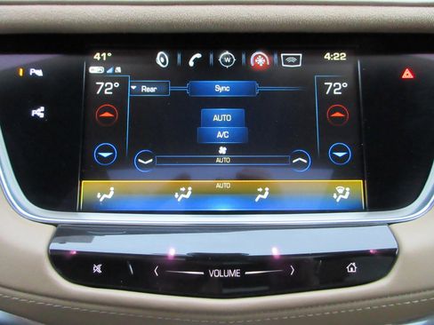 Used 2019 Cadillac XT5 Platinum image 46