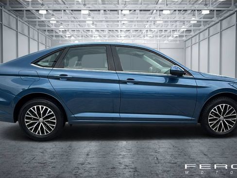 Used 2019 Volkswagen Jetta SE FWD image 6