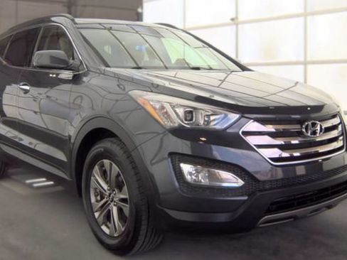 Used 2016 Hyundai Santa Fe Sport w/ Option Group 02 FWD image 15