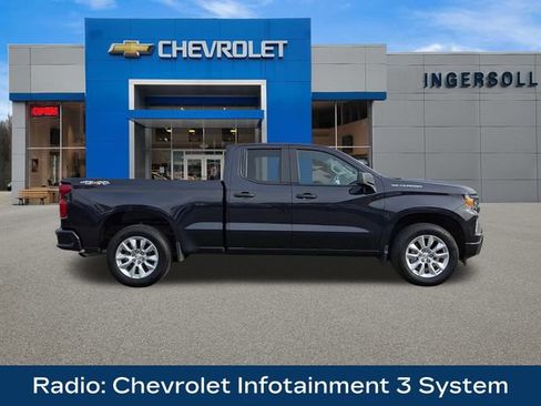 Used 2022 Chevrolet Silverado 1500 Custom image 10