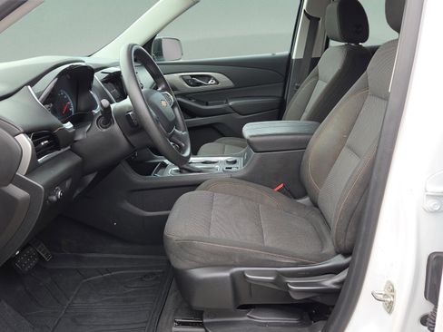 Used 2019 Chevrolet Traverse LS w/ LPO, Blackout Package image 11