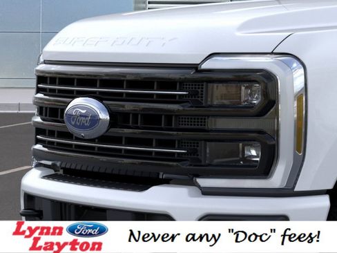 New 2026 Ford F250 Platinum AWD/4WD image 17