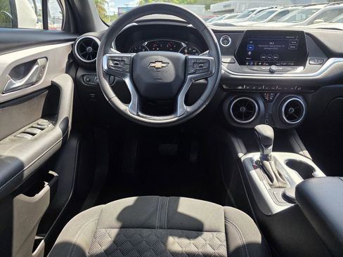 Used 2021 Chevrolet Blazer LT w/ LPO, Black Accent Package FWD image 12