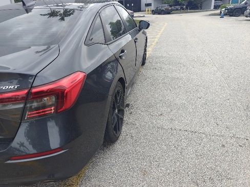 Used 2022 Honda Civic Sport image 4