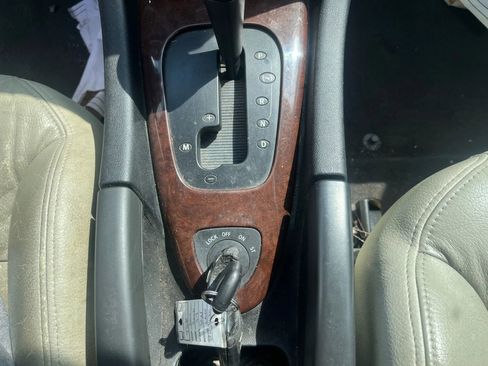 Used 2011 Saab 9-3 2.0T w/ Comfort Package image 17