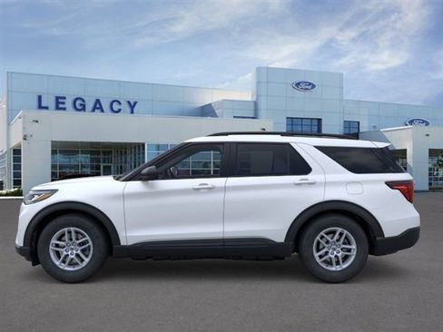 New 2026 Ford Explorer Active w/ Active Comfort Package RWD image 3