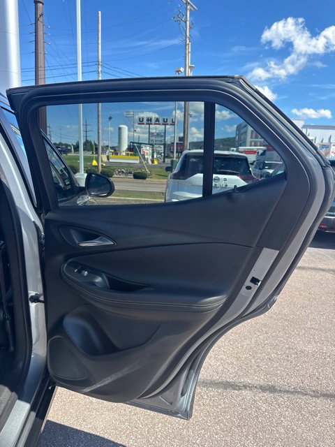 Used 2024 Buick Encore GX Sport Touring w/ Advanced Technology Package FWD image 17