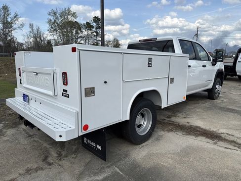 New 2025 GMC Sierra 3500 Pro w/ Convenience Package AWD/4WD image 29