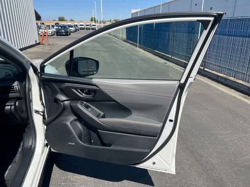 Used 2025 Subaru Crosstrek 2.5i Limited w/ Crosstrek Mirror Package AWD/4WD image 23