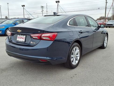 Used 2019 Chevrolet Malibu LT w/ Driver Confidence Package image 6
