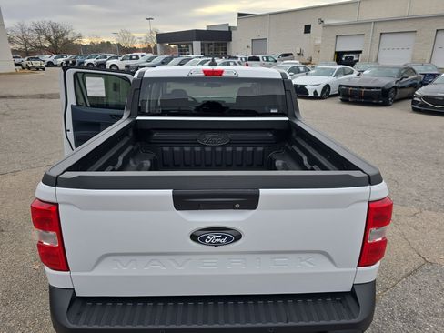 New 2025 Ford Maverick XL w/ Equipment Group 102A image 15