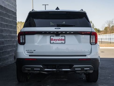 New 2026 Ford Explorer Active w/ Active Comfort Package AWD/4WD image 7