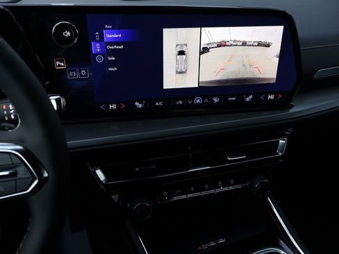 New 2026 Chevrolet Traverse LT w/ Enhanced Driving Package image 21