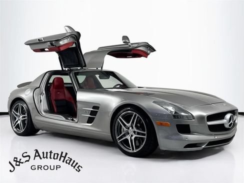 Used 2011 Mercedes-Benz SLS AMG Coupe image 1