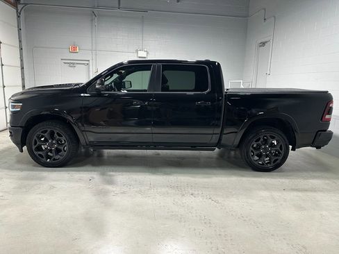 Used 2024 RAM 1500 Limited AWD/4WD image 19
