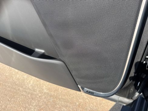 Certified 2024 Cadillac Escalade ESV Premium Luxury w/ Performance Package image 40