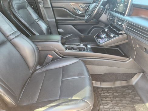 Used 2020 Lincoln Corsair Reserve w/ Equipment Group 201A image 19