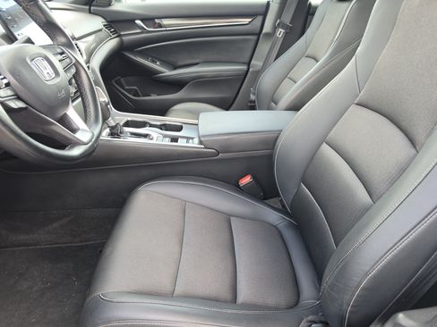 Used 2022 Honda Accord Sport image 8