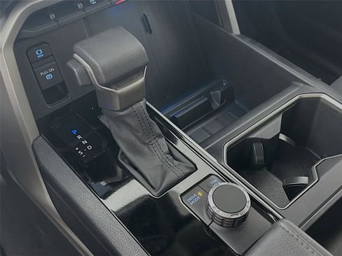 Used 2022 Toyota Tundra SR5 RWD image 36