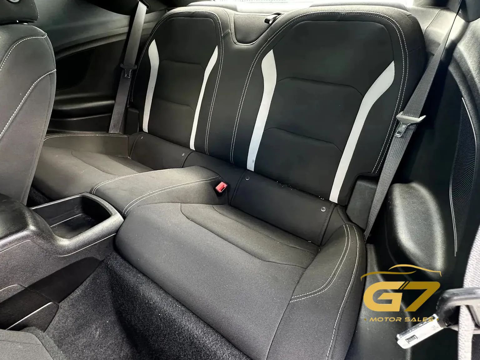 Used 2018 Chevrolet Camaro LT w/ Redline Edition RWD image 12