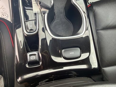 Used 2023 Buick Envision Essence w/ Technology Package I AWD/4WD image 31