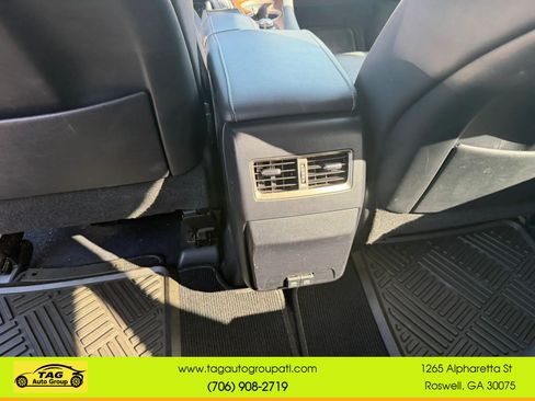 Used 2020 Lexus RX 450hL AWD w/ Premium Package image 14